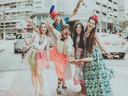 Τι να ντυθείς φέτος στις Απόκριες με βάση το ζώδιο σου 