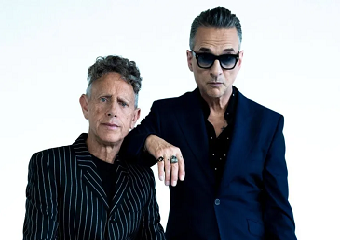 Οι Depeche Mode μοιράζονται οκτώ νέα remixes για το «Ghosts Again