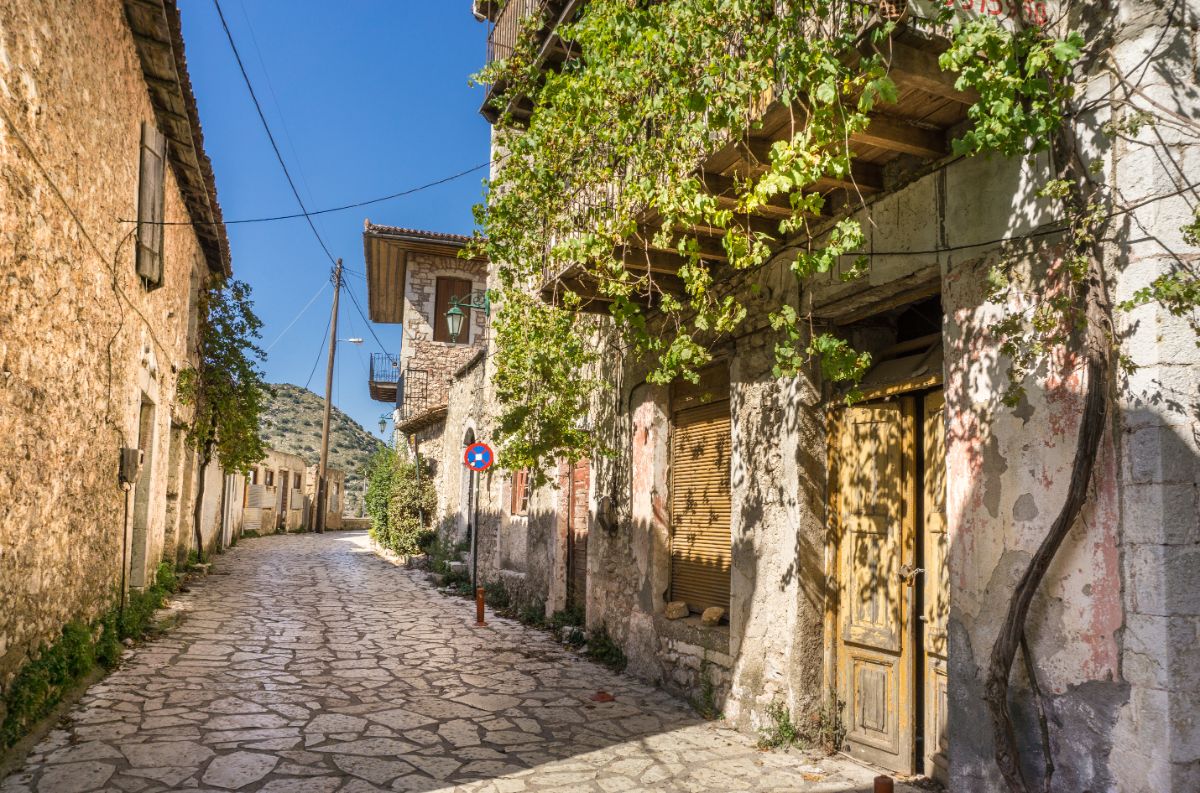 3 φθινοπωρινές εκδρομές στην Πελοπόννησο: Βουνό, πράσινο και ένας εκπληκτικός αρχαιολογικός χώρος