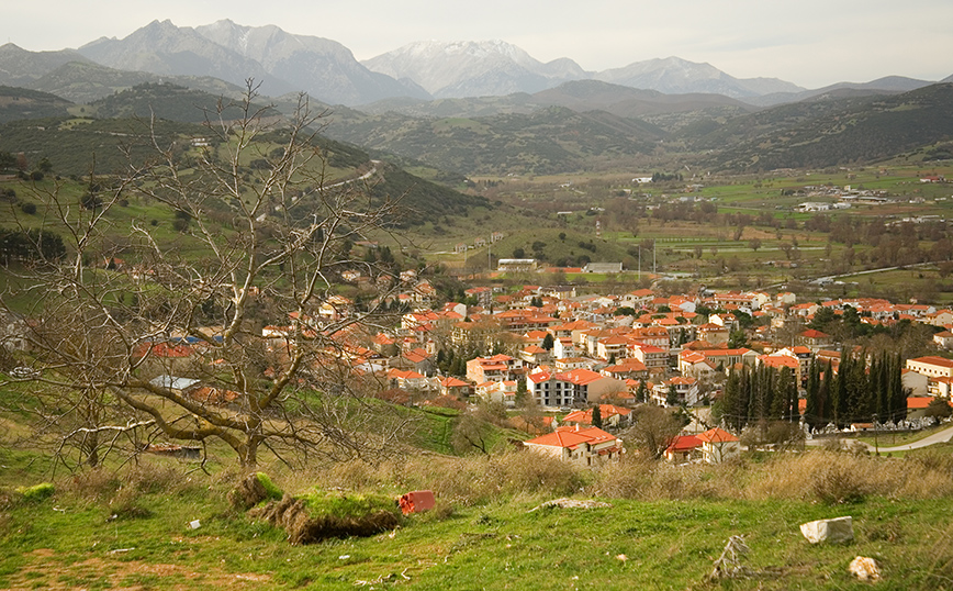 Πάσχα 2026: Ιδέες για μικρές αποδράσεις εκτός νομού