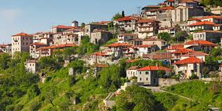 Οικονομικές αποδράσεις για Πάσχα: Πού να πάτε με χαμηλό budget