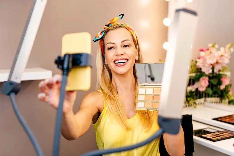 Οι influencer… μπορούν να βλάψουν σοβαρά την υγεία 