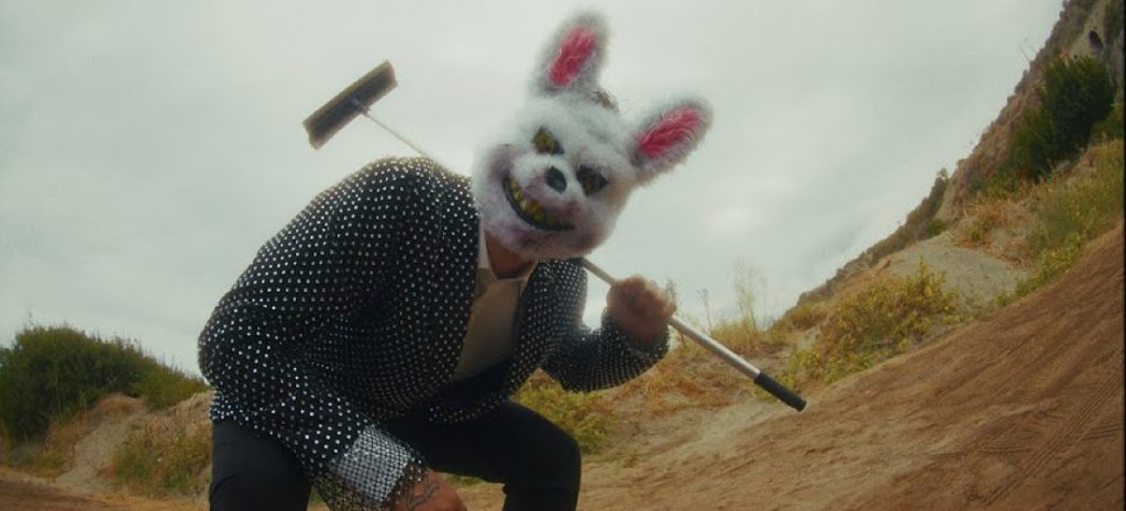 Ο Στέφανος Πιτσίνιαγκας δίνει το σύνθημα με «Το Τραγούδι Της Χαράς»